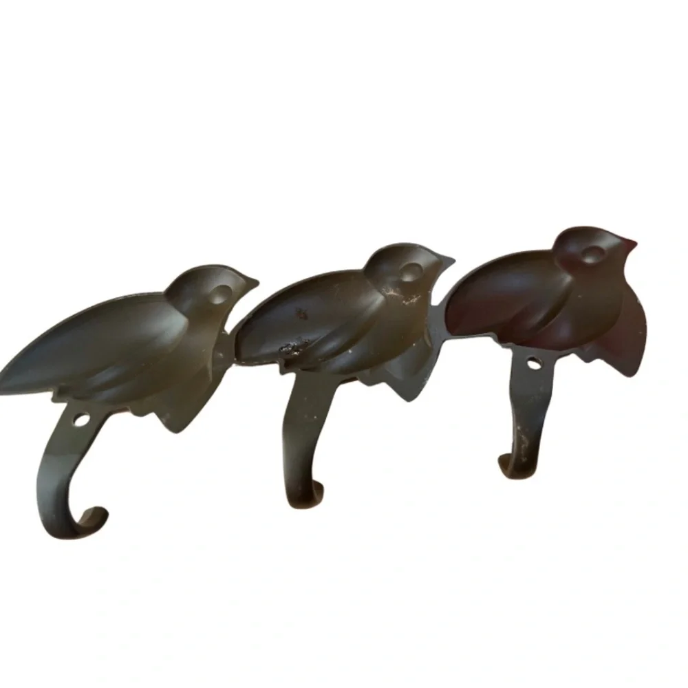 Stylish Dark Metal Quail Wall Hooks